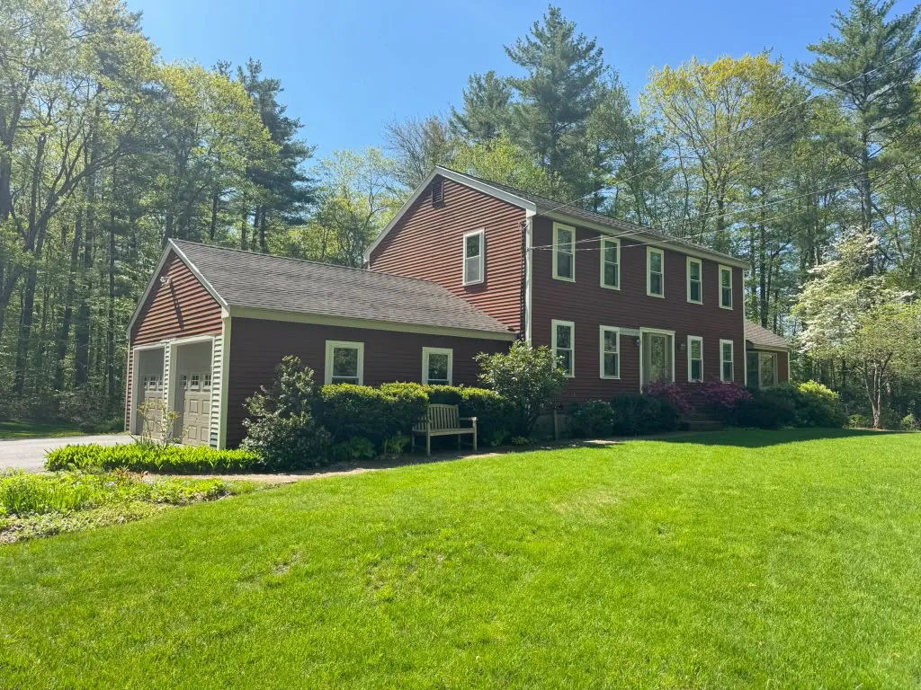Exterior painting of a colonial home in Greater Boston, MA